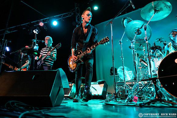 The Vapors