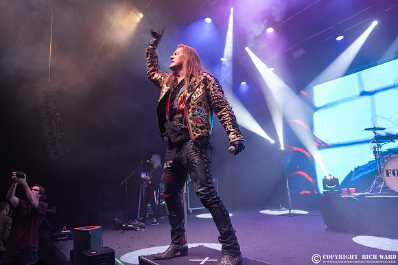 Fozzy