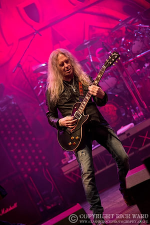 Saxon