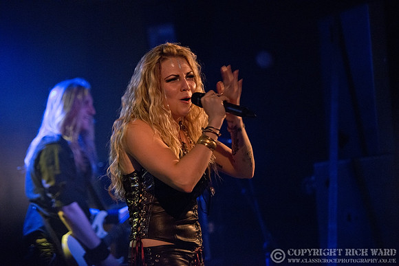Kobra & The Lotus