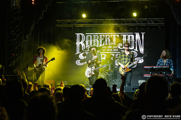 Robert Jon & The Wreck