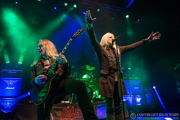 Saxon