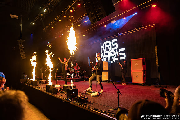 Kris Barras Band