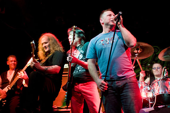 UFO Tribute with Pete Way