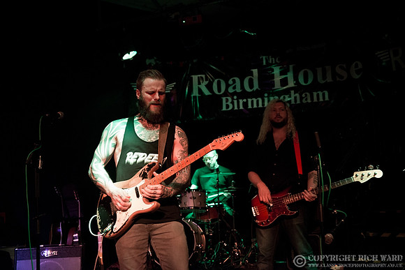 Kris Barras Band