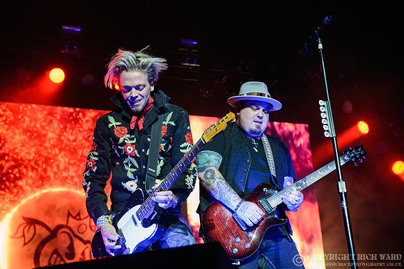 Black Stone Cherry