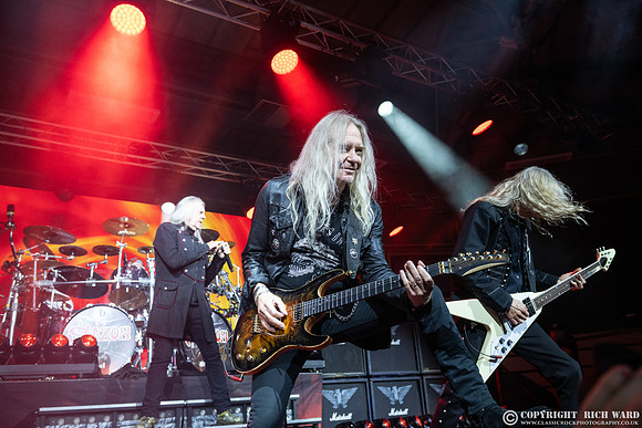 Saxon