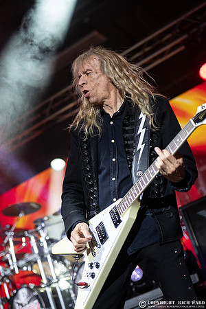 Saxon