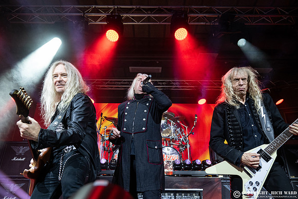 Saxon