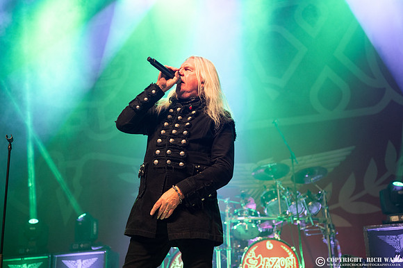 Saxon