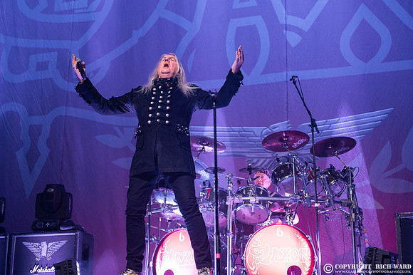 Saxon