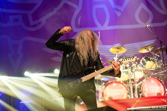 Saxon