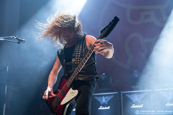 Saxon
