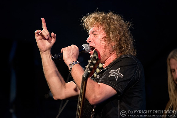 Y&T