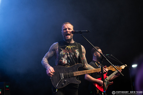 Kris Barras Band