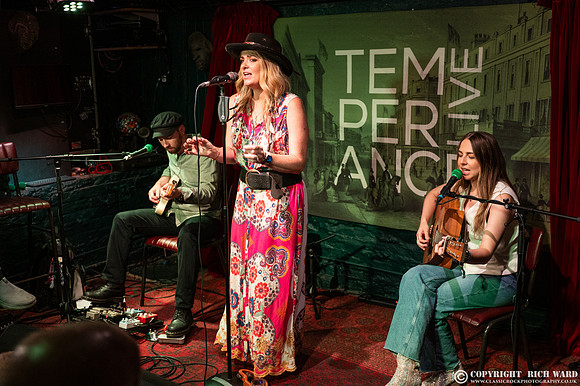 Elles Bailey