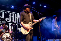 Robert Jon & The Wreck