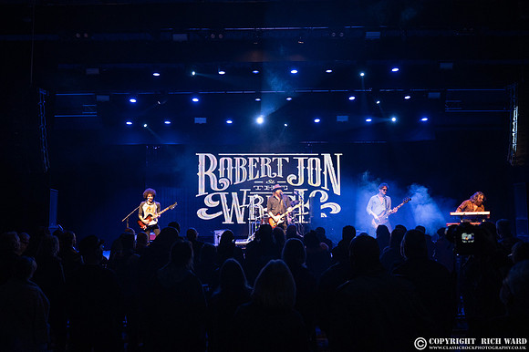 Robert Jon & The Wreck