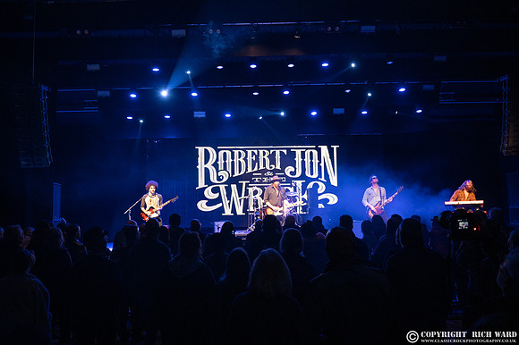 Robert Jon & The Wreck
