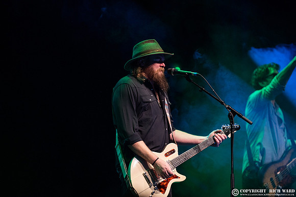Robert Jon & The Wreck