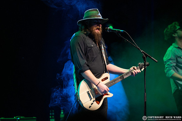 Robert Jon & The Wreck