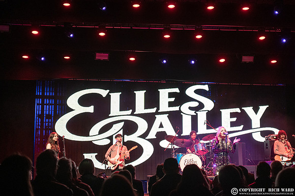 Elles Bailey
