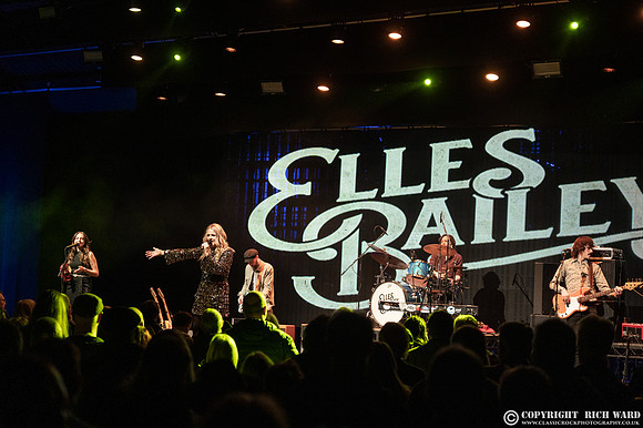 Elles Bailey