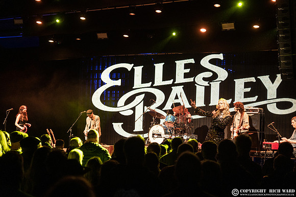 Elles Bailey