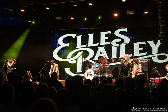 Elles Bailey