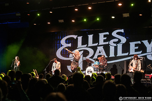 Elles Bailey