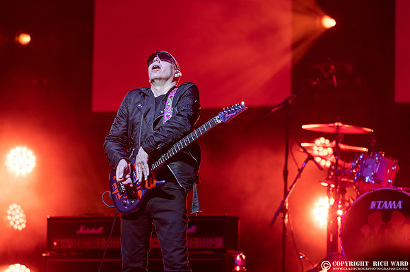 Joe Satriani