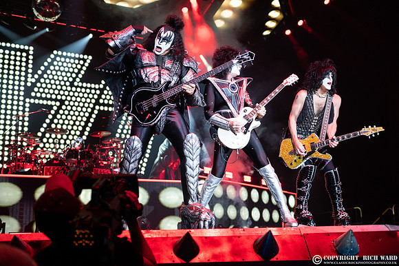 KISS