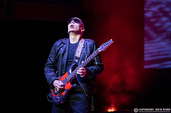 Joe Satriani