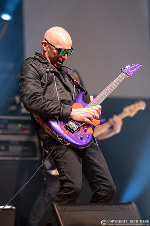 Joe Satriani