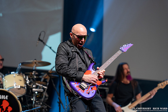 Joe Satriani