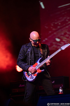 Joe Satriani