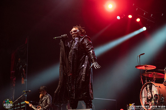 Skindred