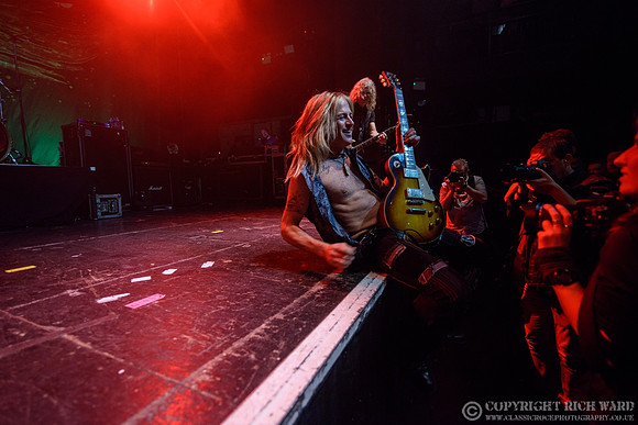 Dead Daisies