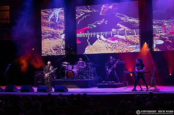 Joe Satriani