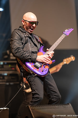 Joe Satriani