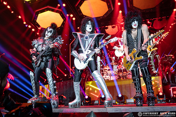 KISS