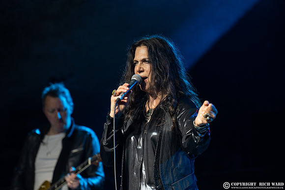 Sari Schorr