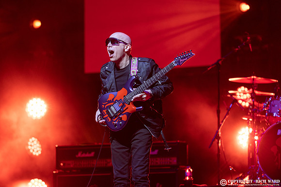 Joe Satriani