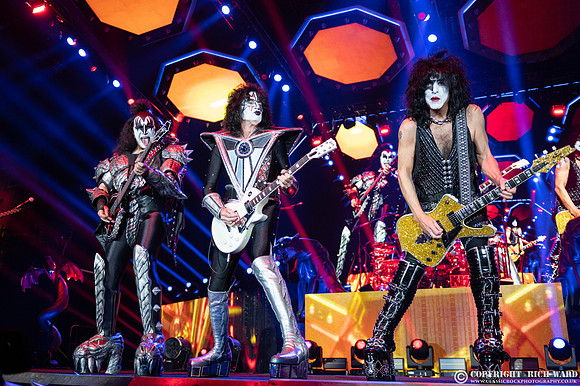 KISS