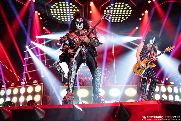 KISS