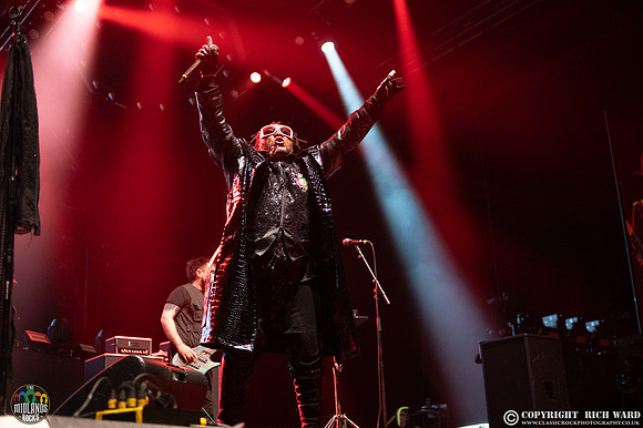 Skindred