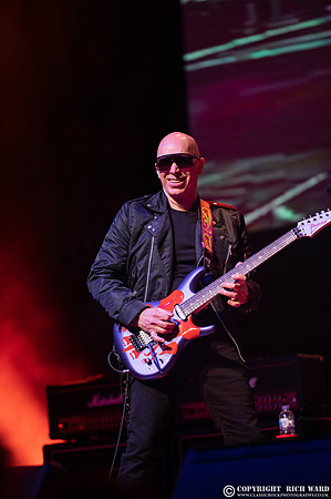 Joe Satriani