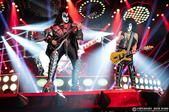 KISS