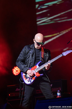 Joe Satriani