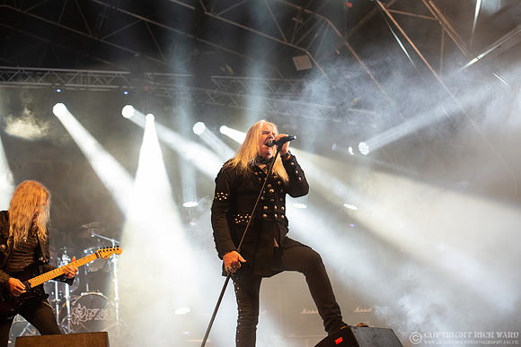 Saxon